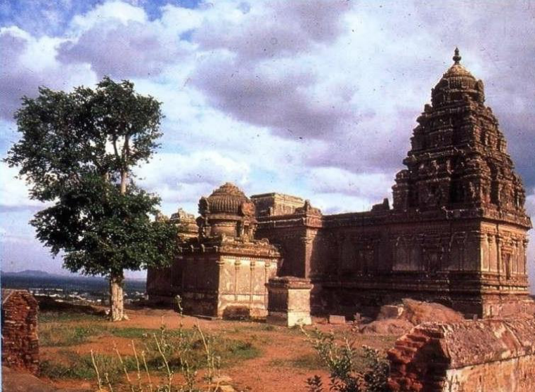 Pavalakunru (back view): "...The best course, therefore, is to remain silent" — a portion of His written upadesa to His Mother.