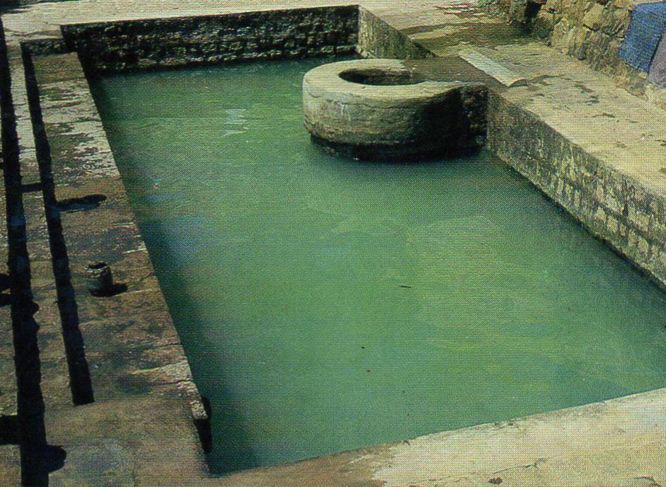 Mulaippal Thirtham — “for centuries the only source of water for sadhus living up on the Hill”