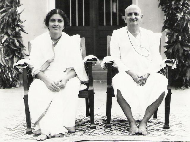 Pujya Mataji Krishna Bai and Swami Ramdas