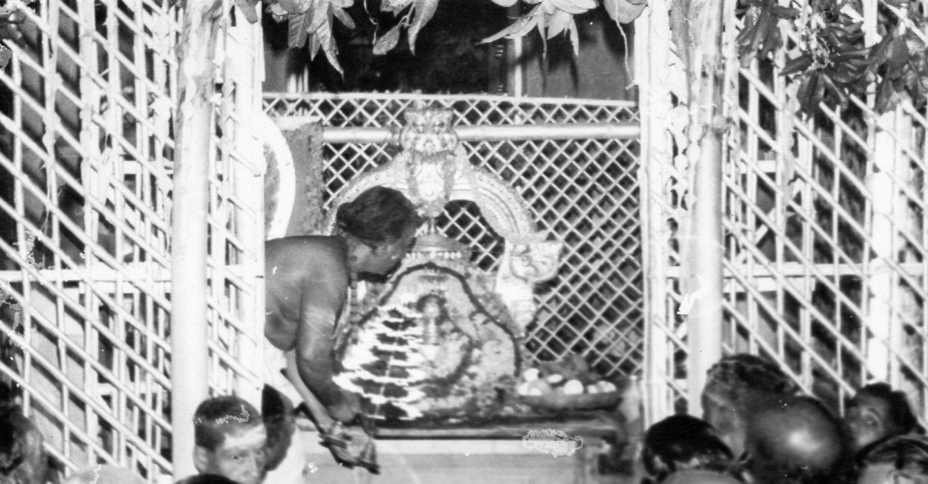Sri Bhagavan’s sacred Samadhi Shrine (earliest photo)