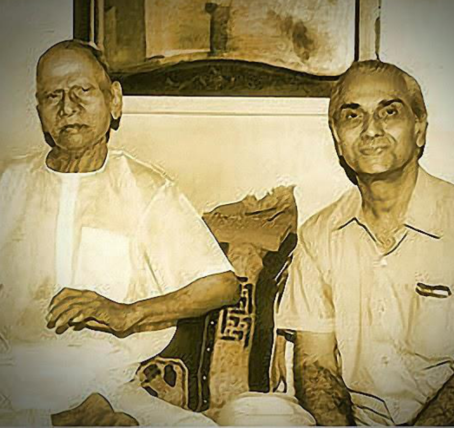 Maharaj with (l) Ramesh Balsekar and (r) Mullarpattan