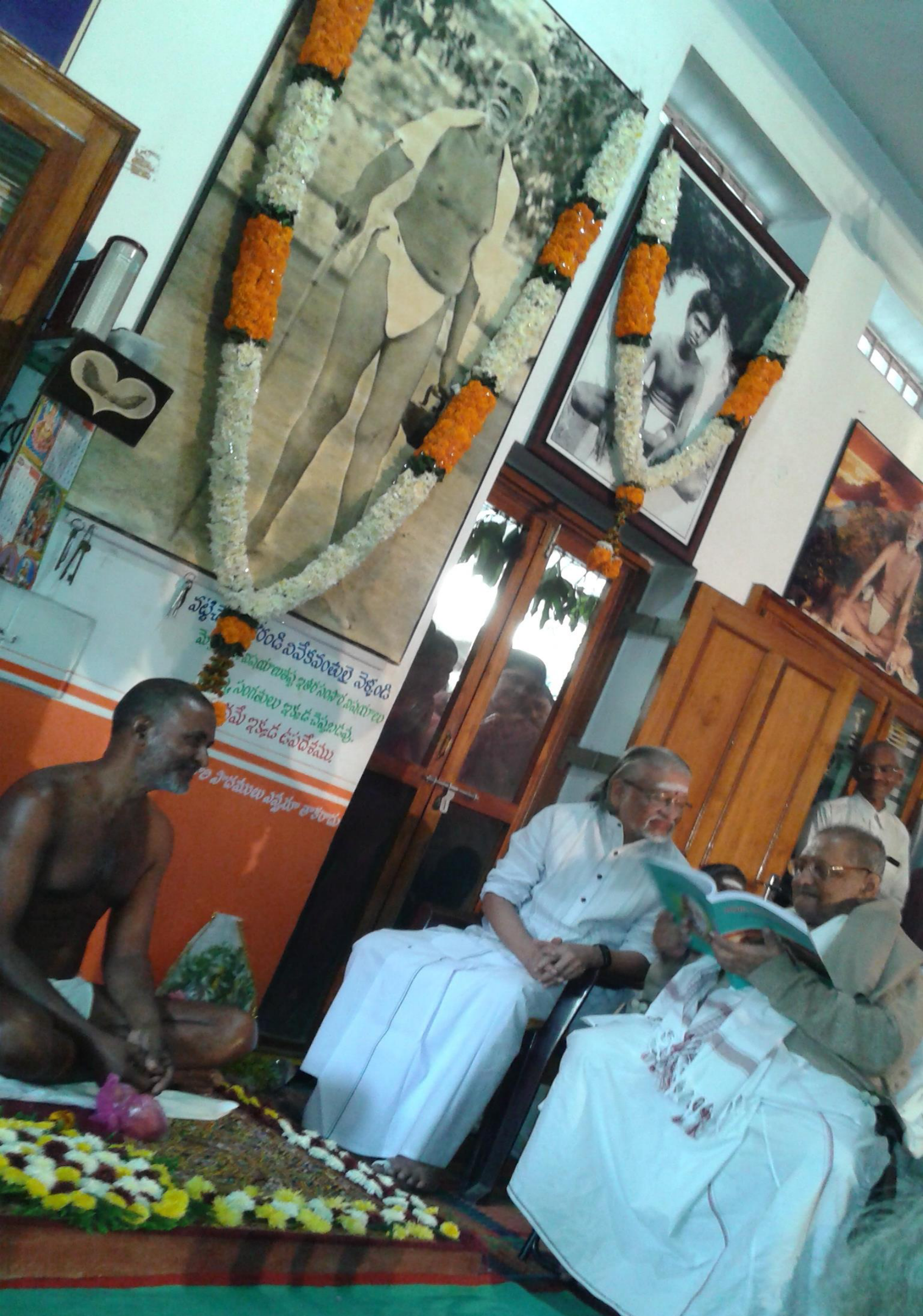 Velpur ‘Mouna’ Swami, V.Ganesan and Nannagaru
