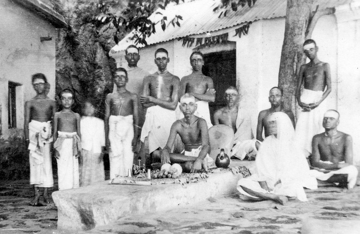Sri Bhagavan at Skandashram