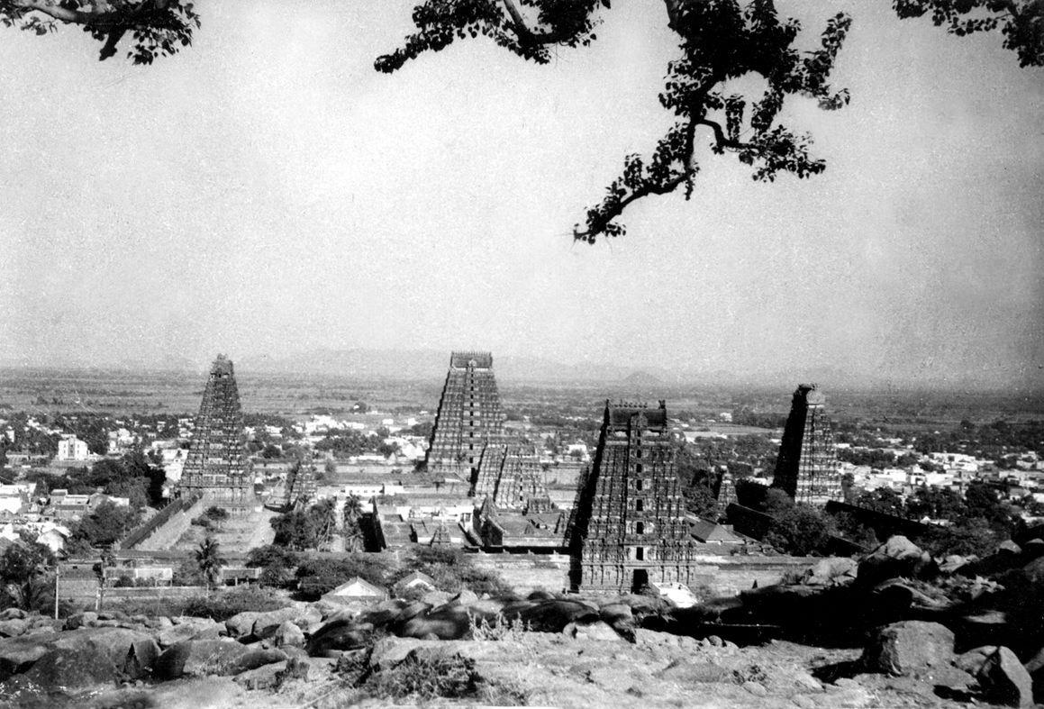 Arunachaleswara Temple viewed from the Hill