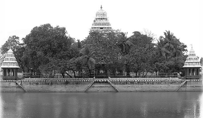 Madurai Mariamman temple tank