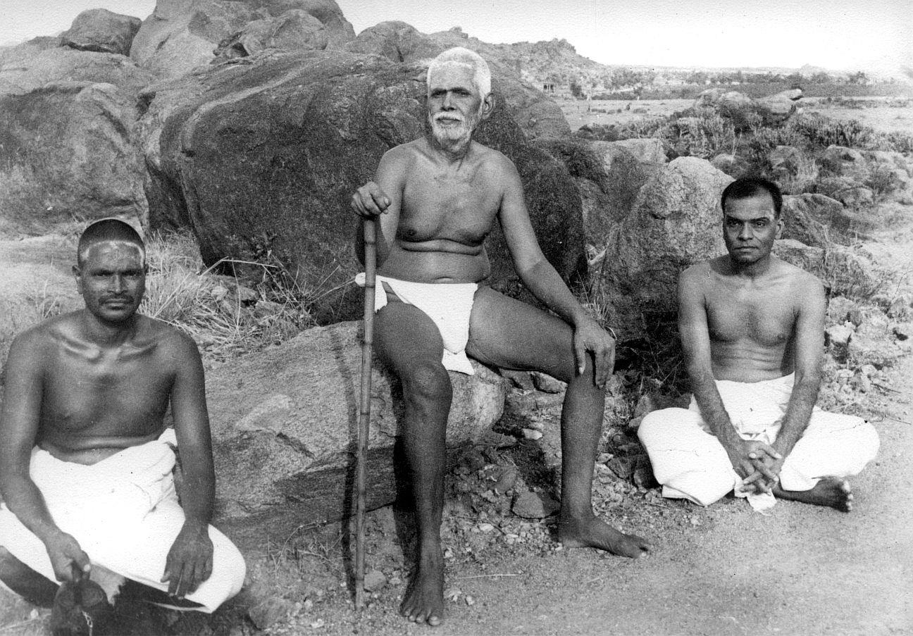 Vaikuntavasar, Sri Bhagavan and TPR