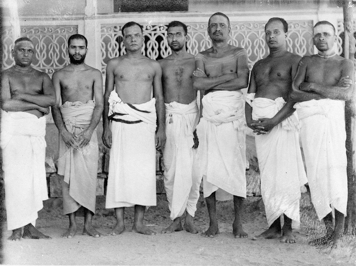 Hall Attendants - (l to r) Rangaswamy, Satyananda Swami, T.P.Ramachandra Iyer, Venkataratnam, Ramakrishna Swami, Subrahmaniam, Sivananda Swami