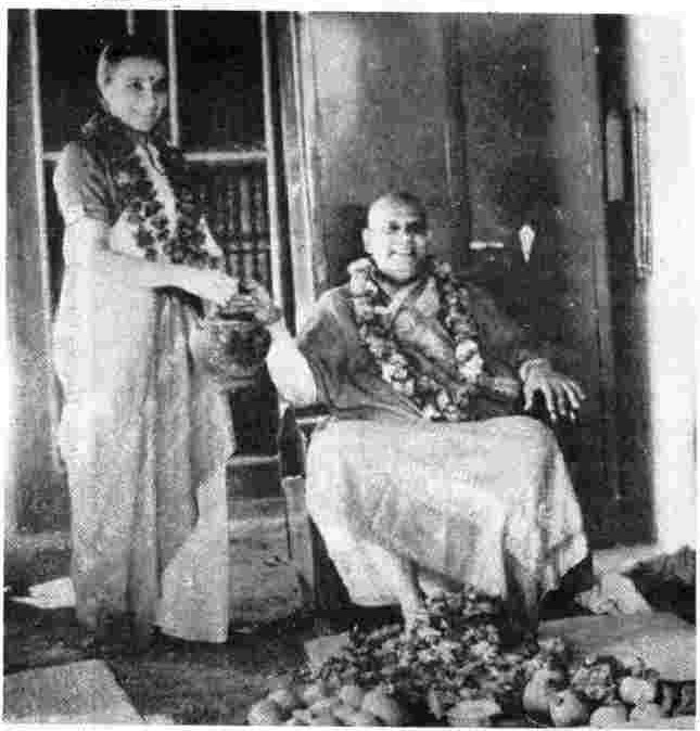 Swamiji with Swami Sivananda-Radha of Canada