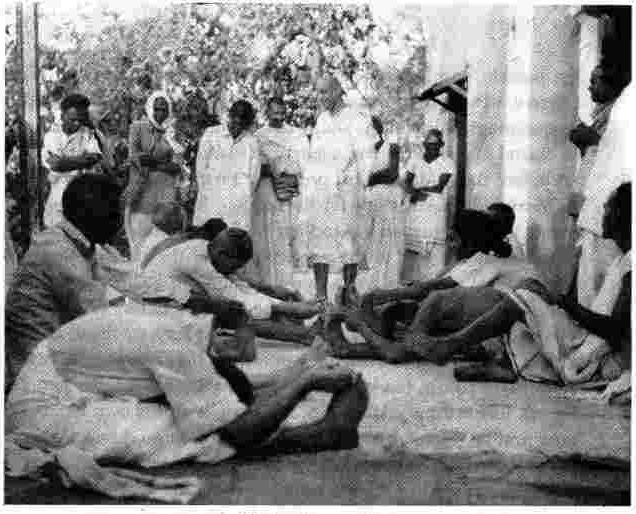 Visitors’ asana class