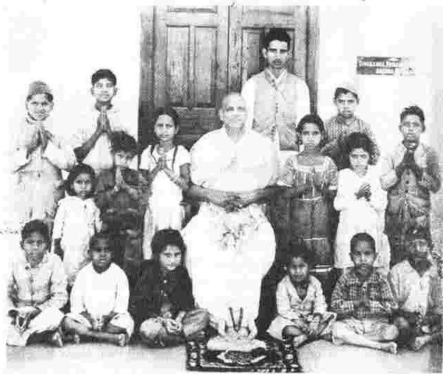 Sivananda Primary School pupils
