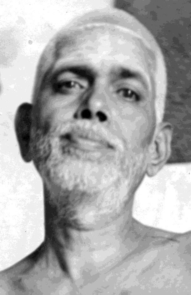photo of Sri Bhagavan, close-up of face