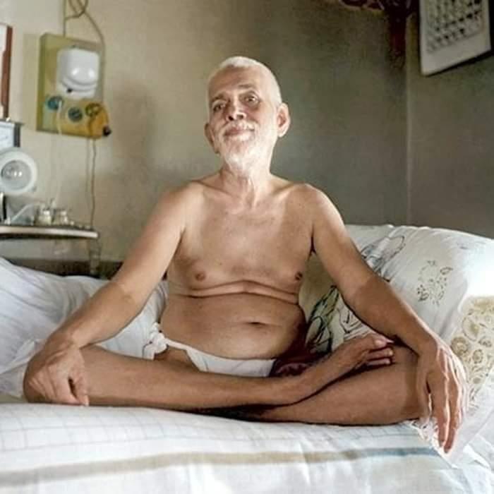 photograph, see caption (Sri Bhagavan in Padmasana in Old Hall)
