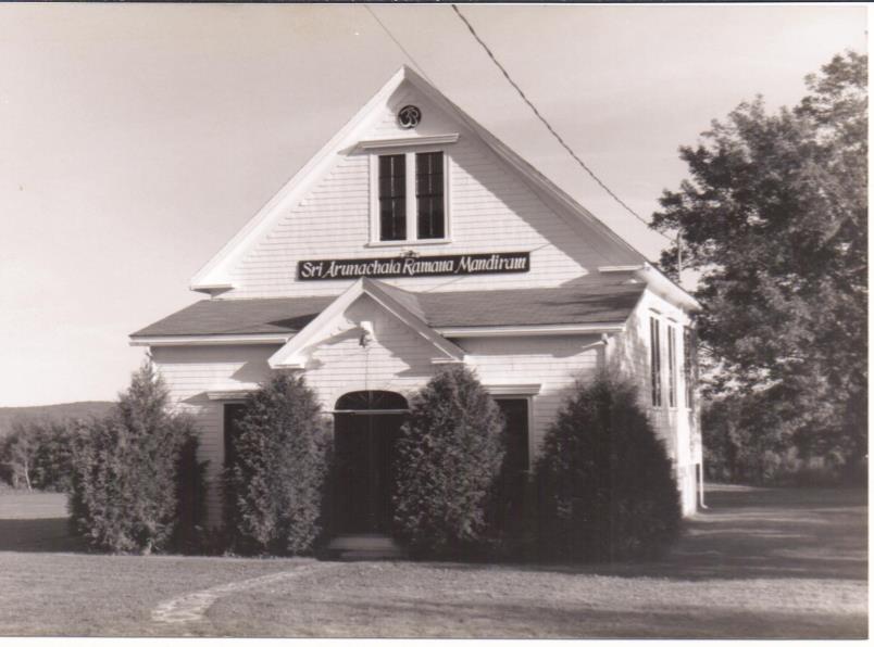 photo of the white wooden building Sri Arunachala Ramana Mandiram, Nova Scotia